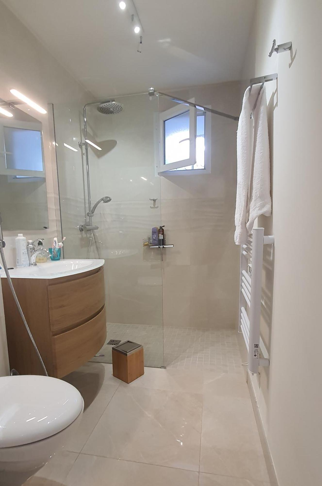 Charmant Appartement En Rez De Jardin Сартен Экстерьер фото